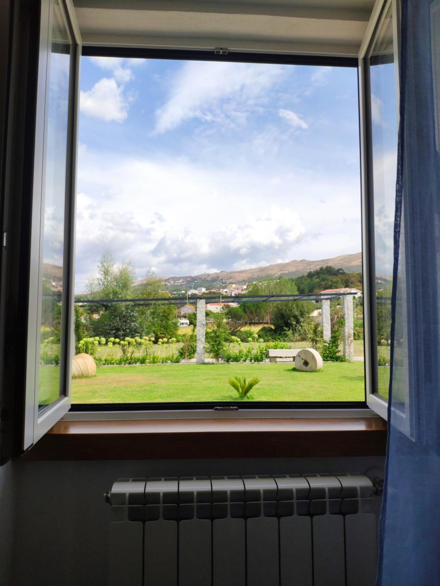 Solar De Maceira Aparthotel Seia Ruang foto